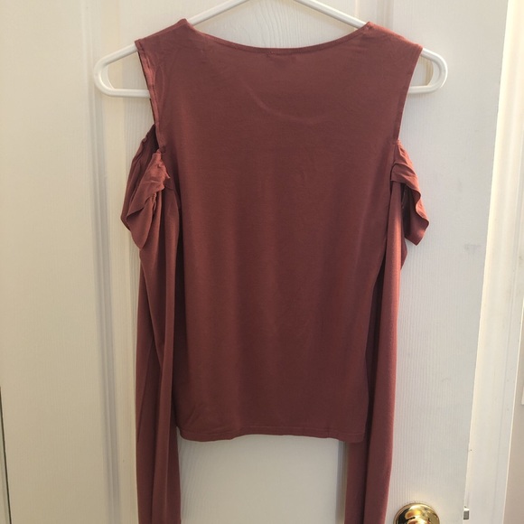 GARAGE off the shoulder top - Picture 4 of 4